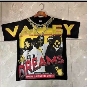 Valley Dreams Black Graphic Tee